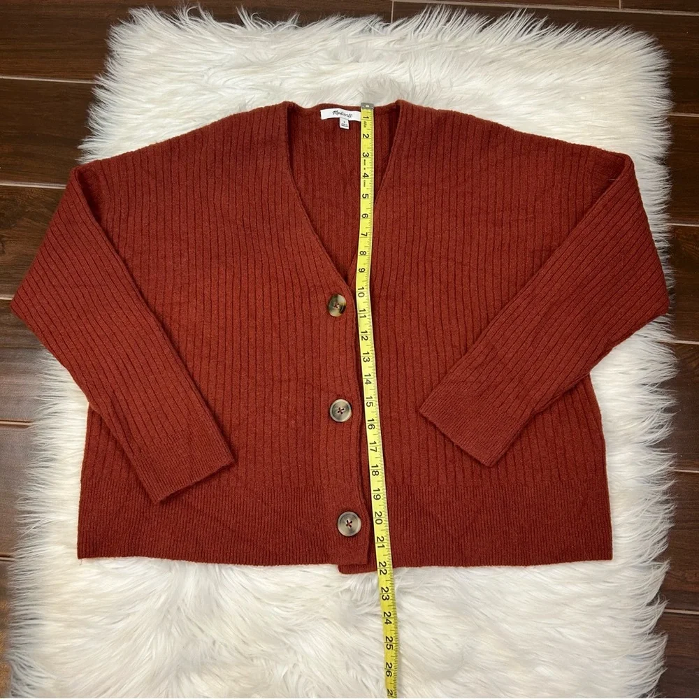 Madewell Rust Brown Ribbed V-Neck Button Cardigan